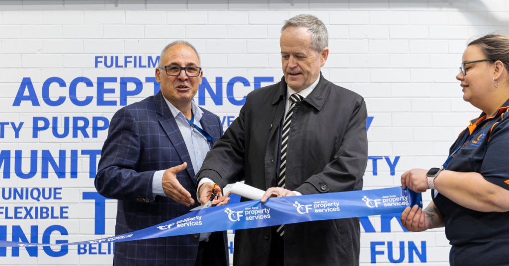 The Hon Bill Shorten, MP with Jim Dinuccio cutting the ribbon at Clean Force Heidelberg's launch event